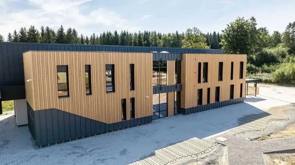 École Val d'Aise — vue aérienne