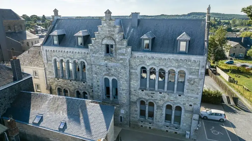 Maison des générations à Bertrix — façade patrimoniale