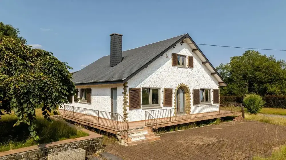 Maison à Paliseul — vue aérienne