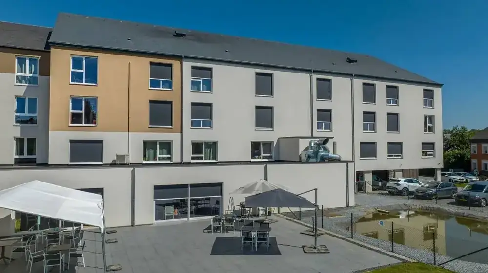 Appartements à Aubange — façade et stores screen