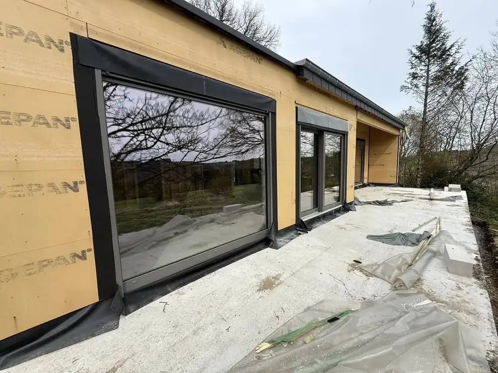 Maison à Les Hayons — baies sur la terrasse