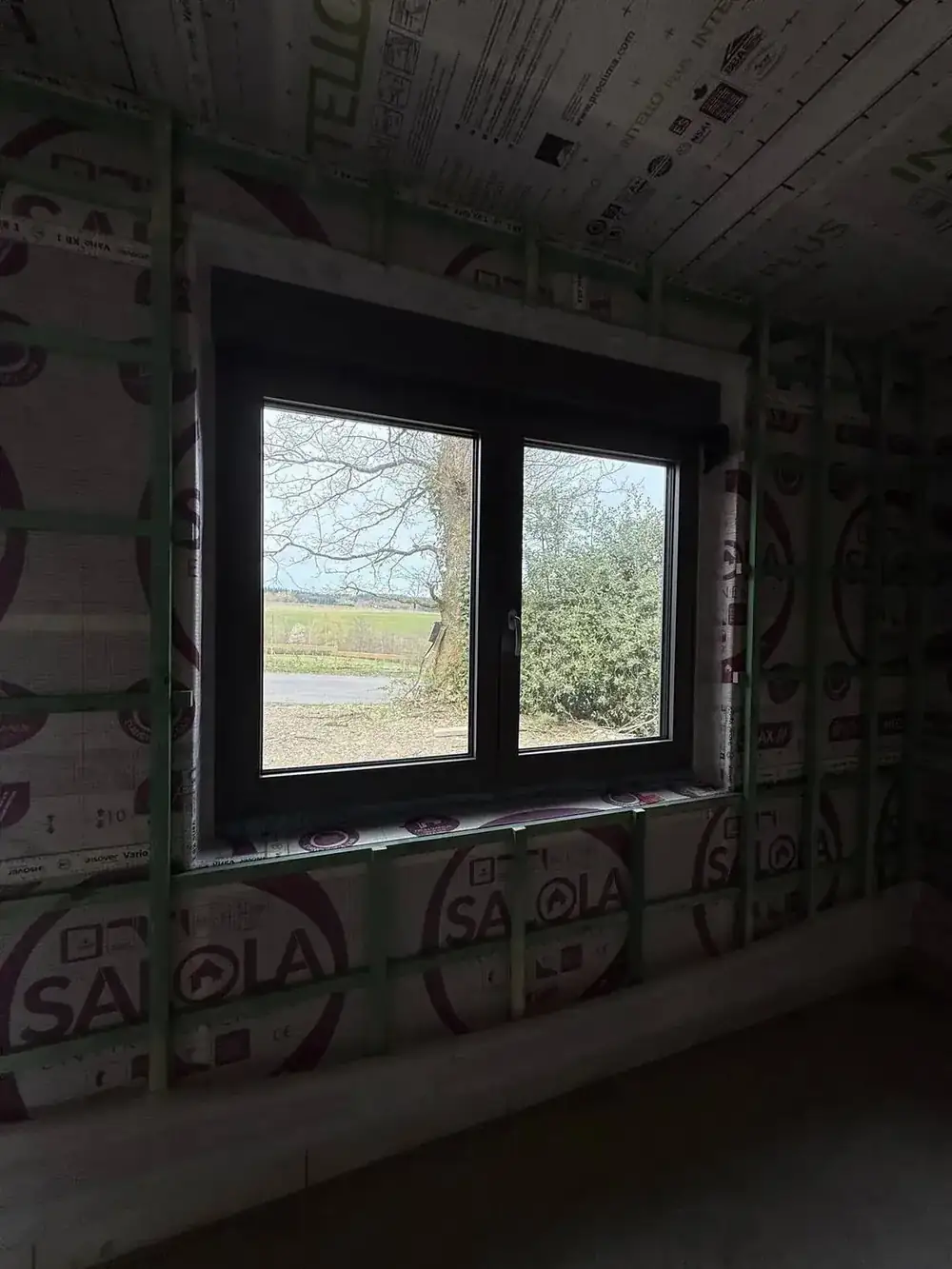 Maison à Les Hayons — fenêtre vue intérieure